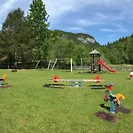 Karwendel Appartement *