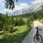 شقة Karwendel